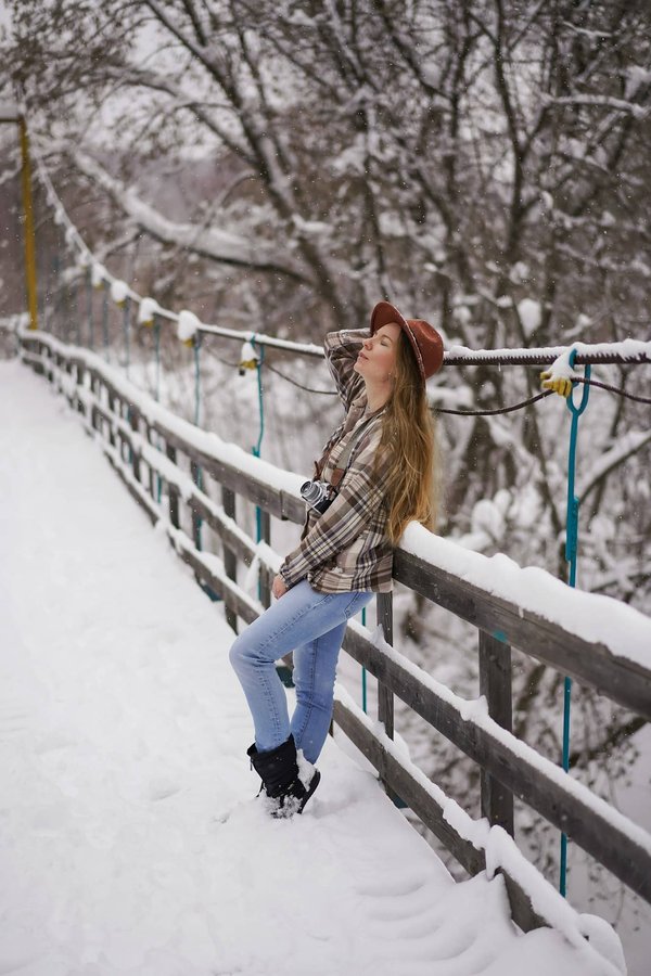 How to Choose the Correct Aftermarket Air Suspension Kit for a Smooth Ride in a Cadillac Escalade?