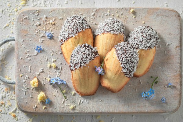 How Can You Perfect the Classic French Madeleine Cookies with Lemon Zest?