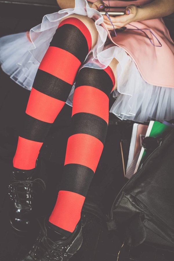 What Low-Sugar Snack Alternatives Improve Children's Attention and Behavior?